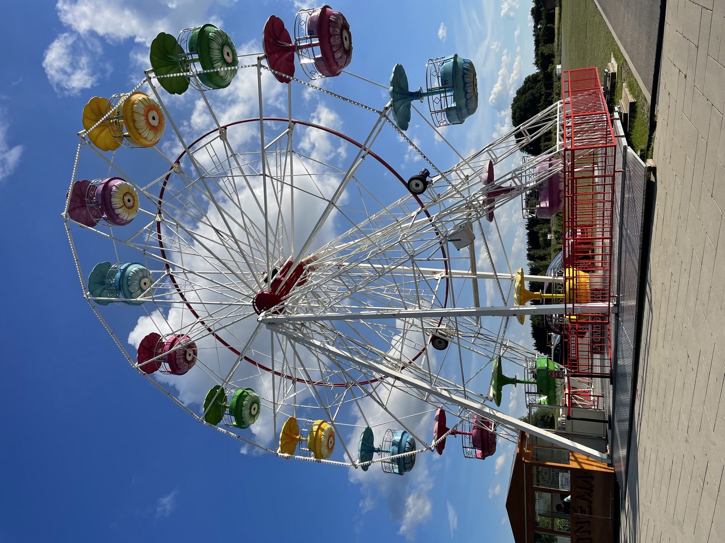 La quatrième grande roue.